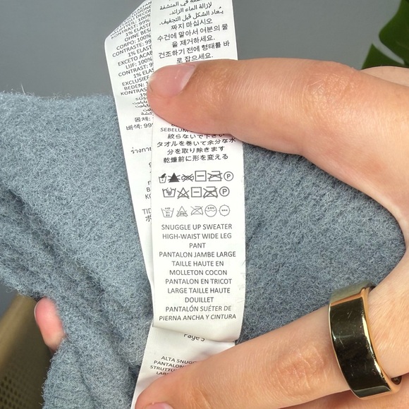 Alo Yoga Snuggle Up Sweater High-Waist Wide Leg Pant Size XS - Picture 6 of 7